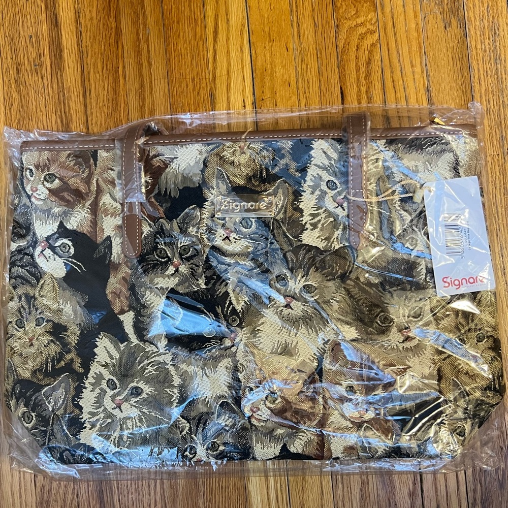NWT cat print purse